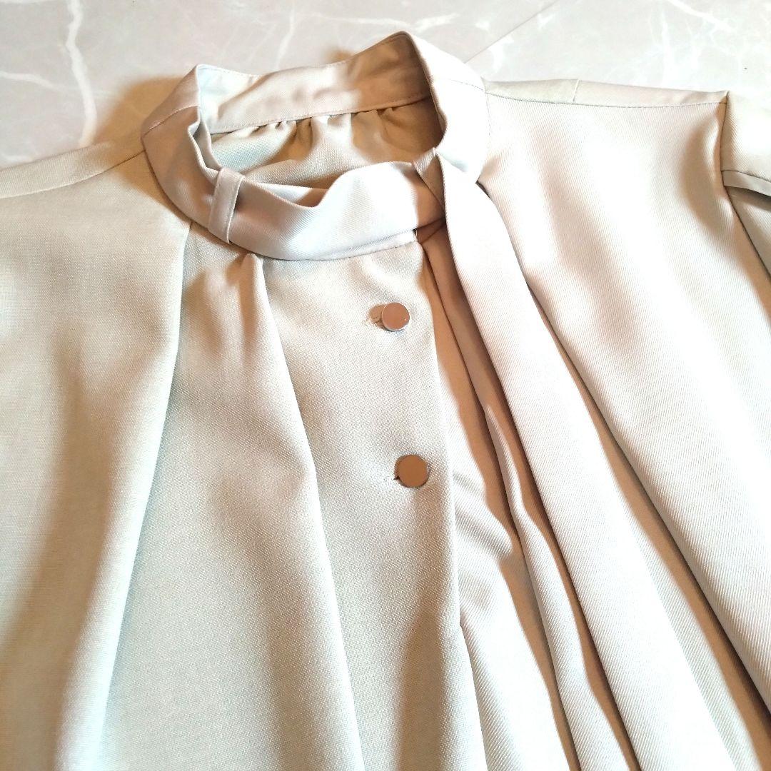 ARIA様リクエスト タグ付★UNITED TOKYO　タックボリュームブラウス