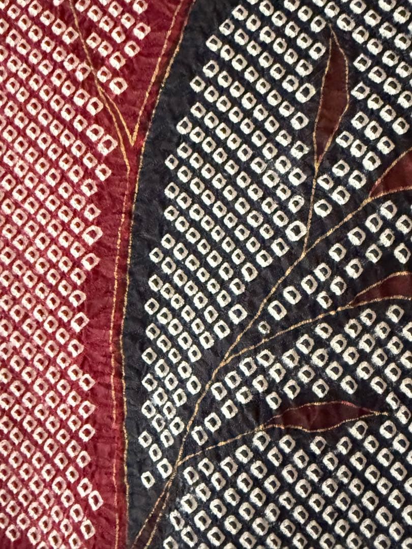 総絞り 訪問着 正絹 枝葉模様 幾何学文様 身丈155cm (新品未着用品)