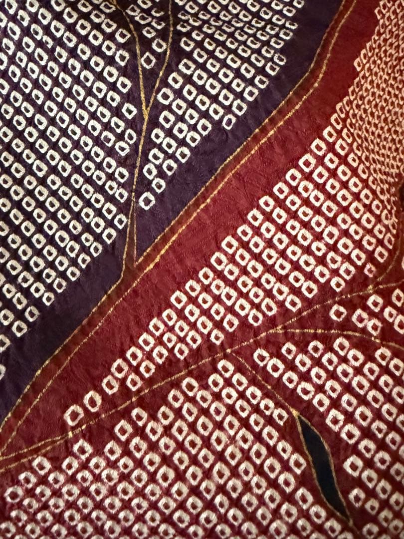 総絞り 訪問着 正絹 枝葉模様 幾何学文様 身丈155cm (新品未着用品)