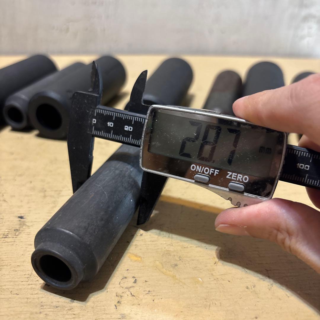 eclat VENOM NYLON/CRMO PEG BMX プラペグ 4本