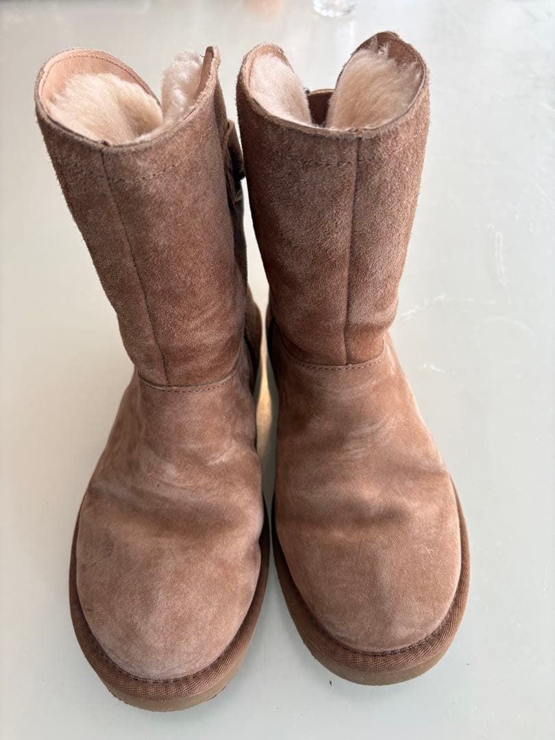 UGG ムートンハーフブーツ 25cm USA 8 サイズ　美品