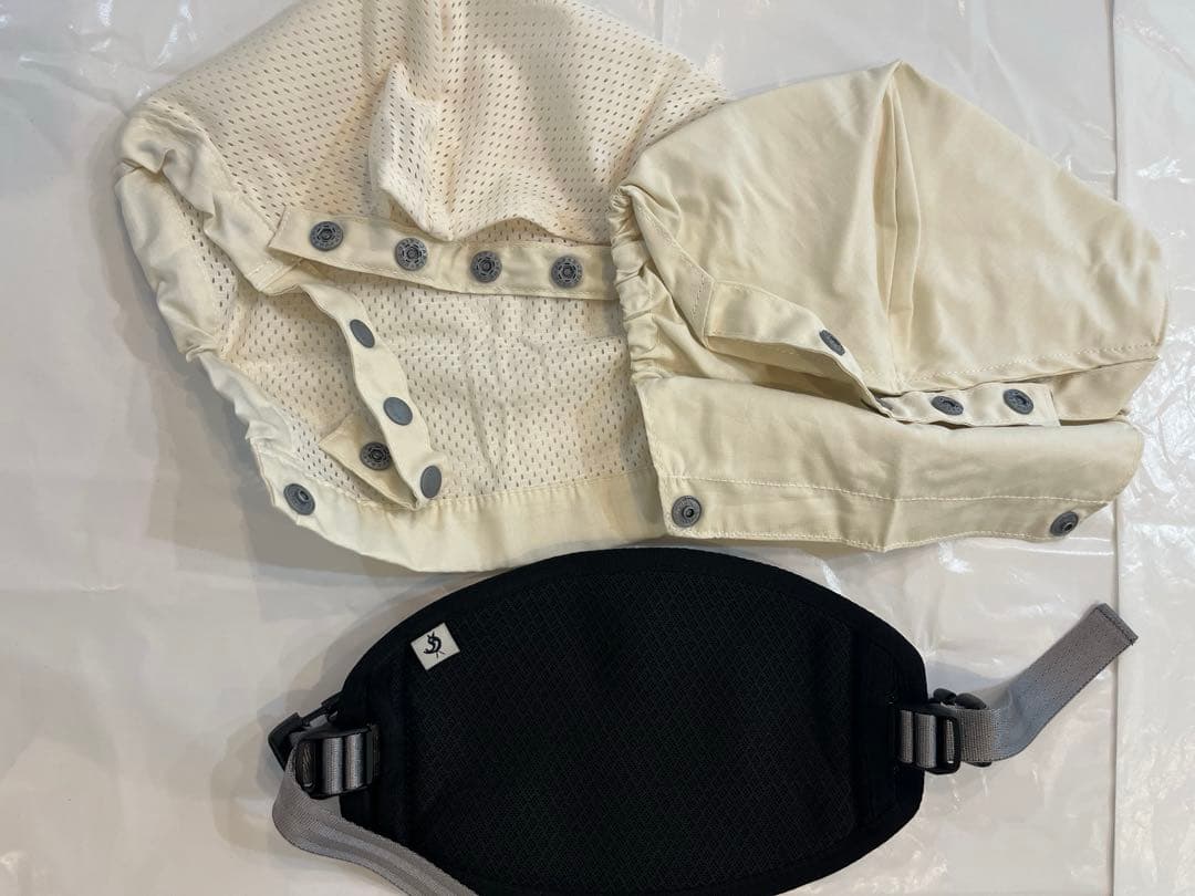 【美品】ミキハウスx ポグネー ヒップシートキャリア インディゴブルー　抱っこ紐