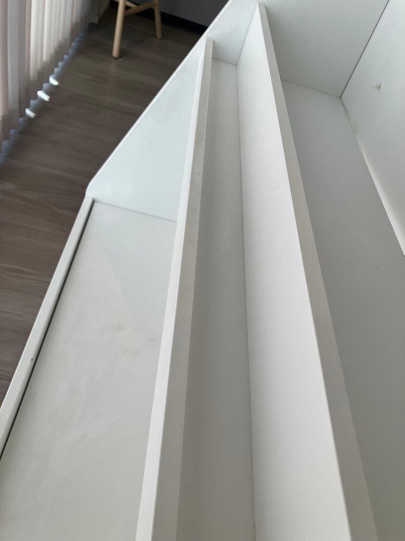 IKEA イケアホワイト棚　BERGIG ベリグ ブックディスプレイ 収納付き