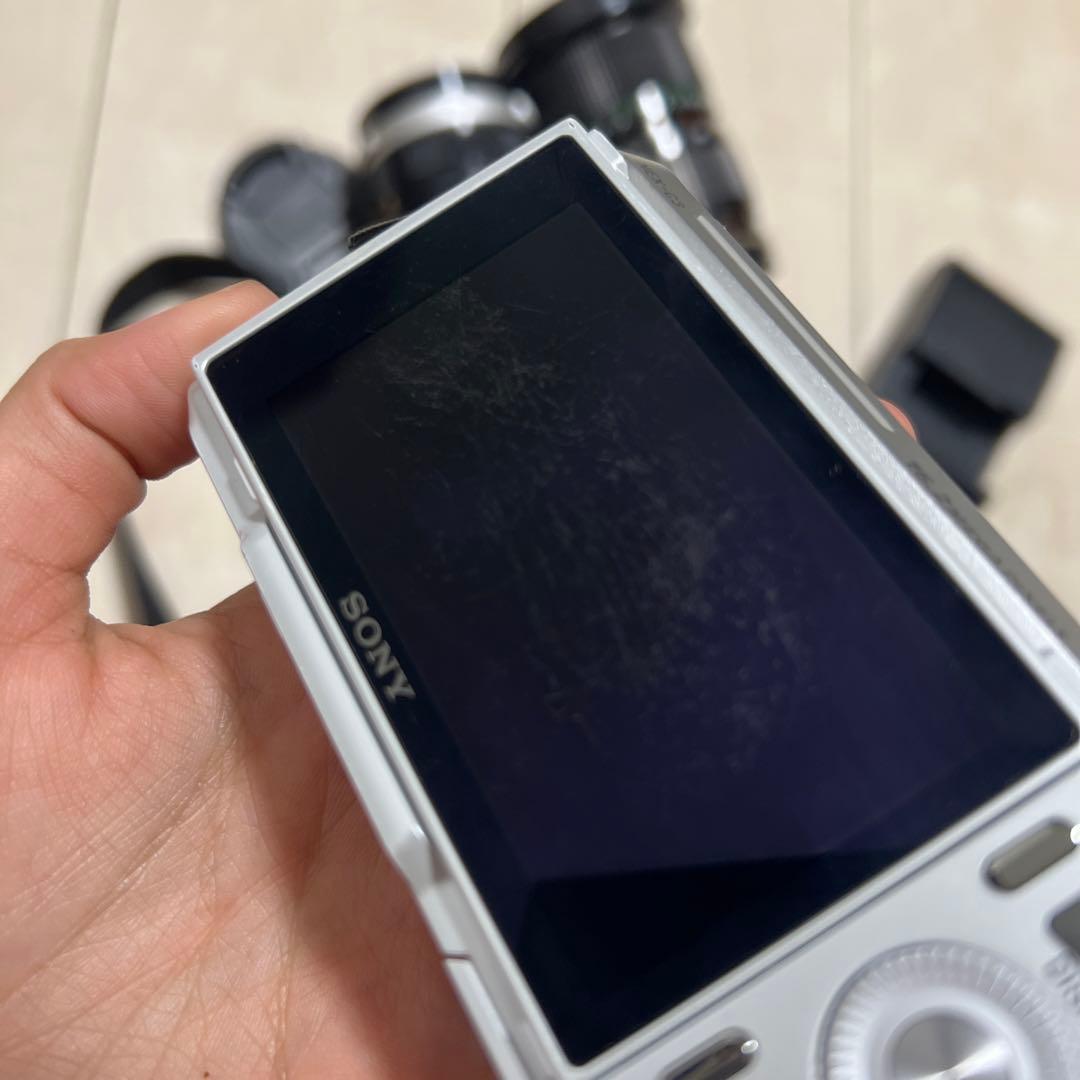 SONYカメラ　canonレンズ二つ