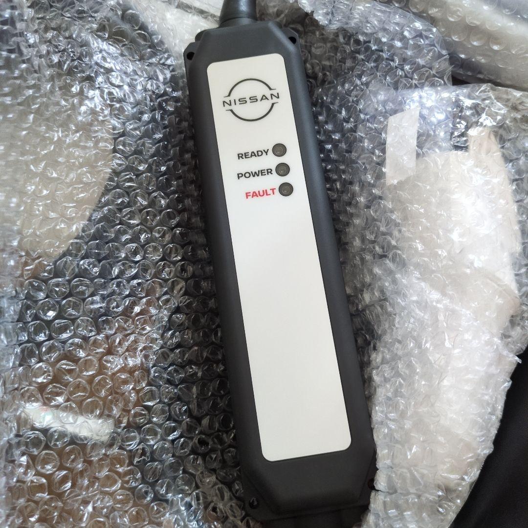 EV充電ケーブル　充電器 日産リーフ　6WX0A