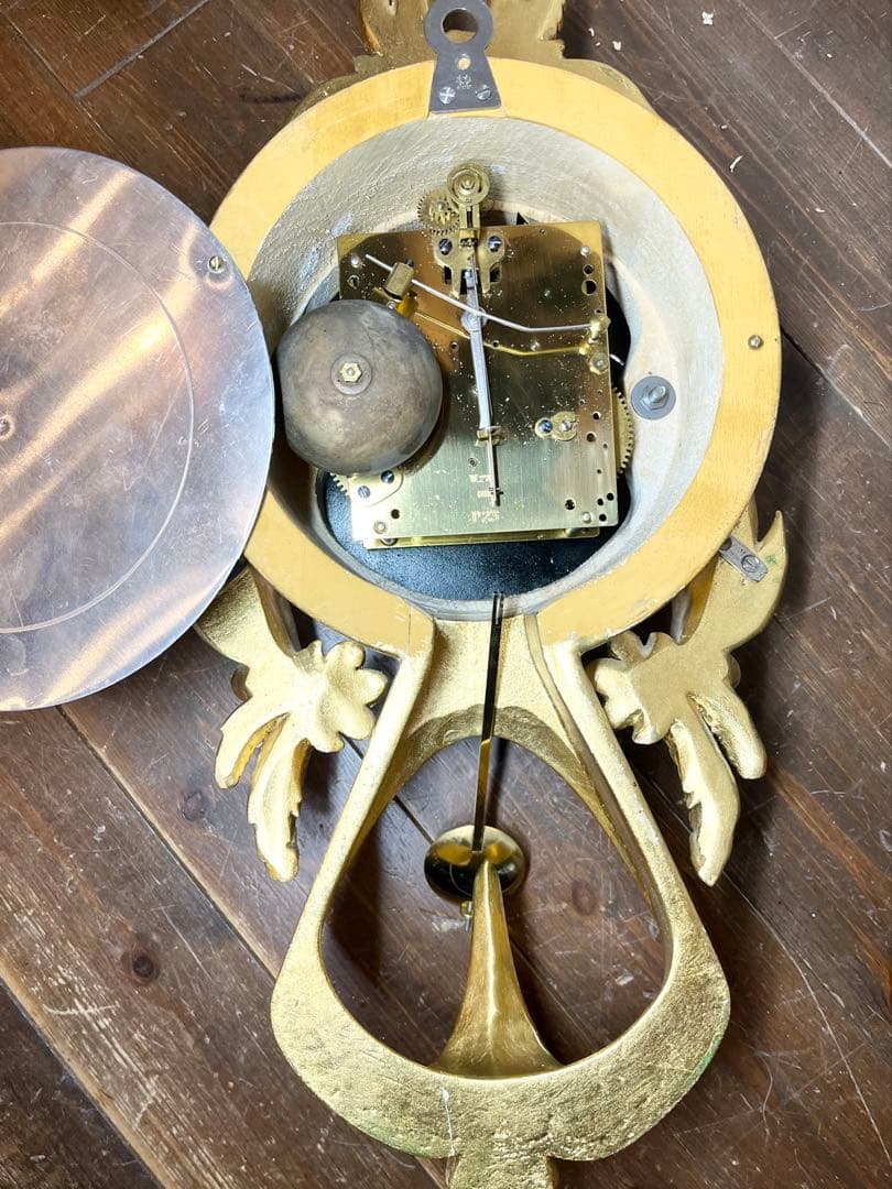 ユニーク型　ドイツ？　柱時計　古時計　振り子　アンティーク　レトロ　ゼンマイ