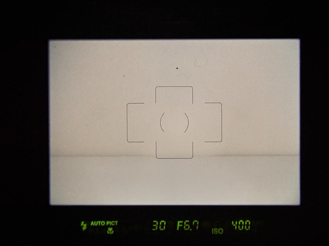 動作品 PENTAX K-m デジタル一眼レフカメラ 18-55mm レンズ付き