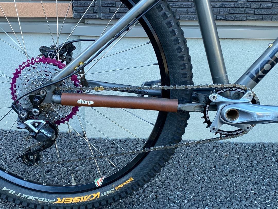 KONA クロモリ　ハードテイル　26インチ