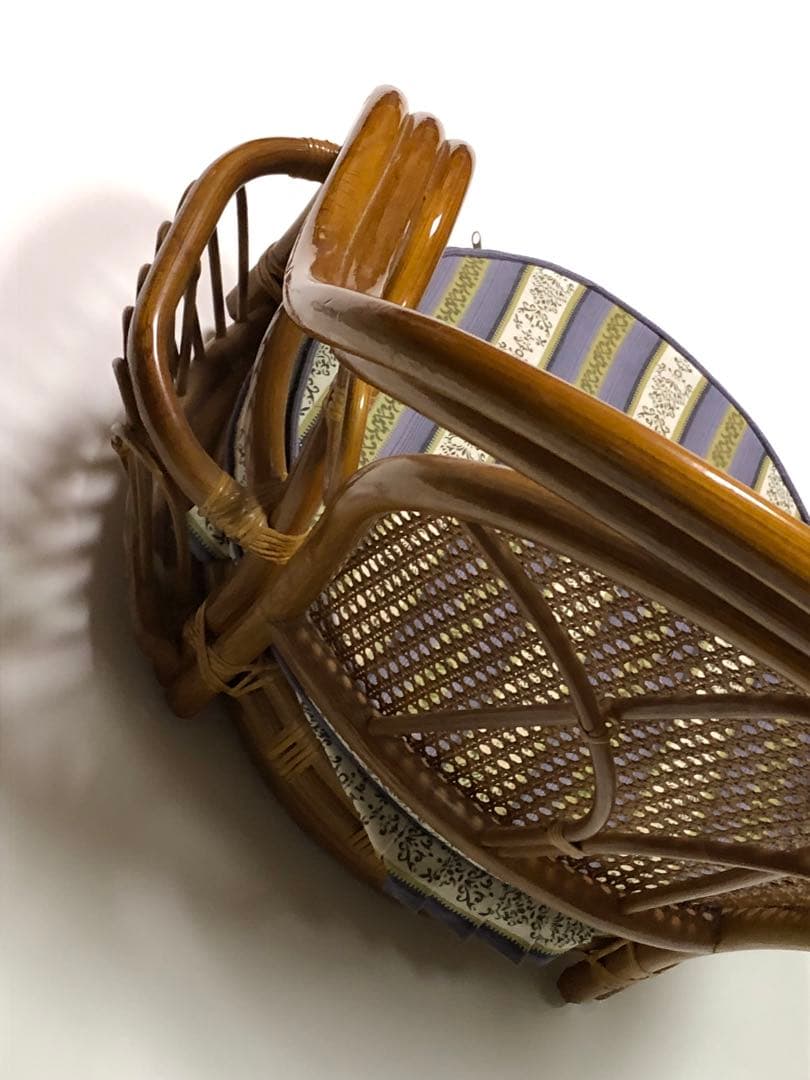 昭和レトロ　ラタン　椅子　上品　回転式