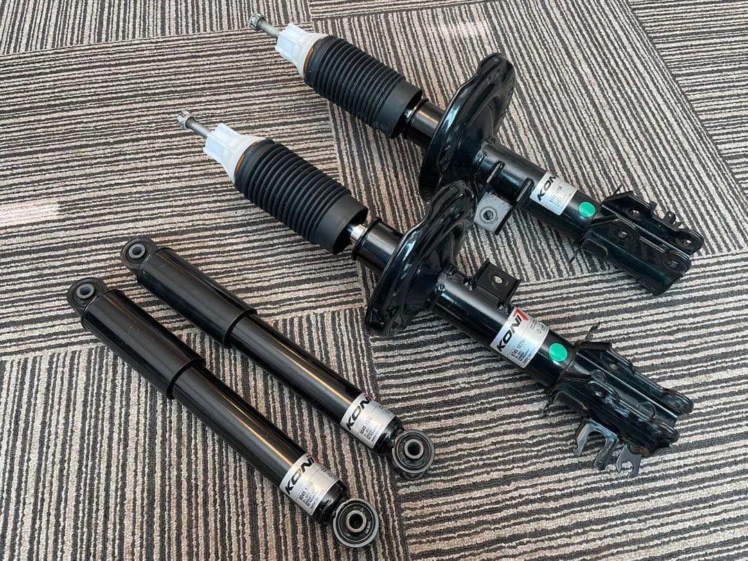 アバルト ABARTH 595 純正サスペンション一式