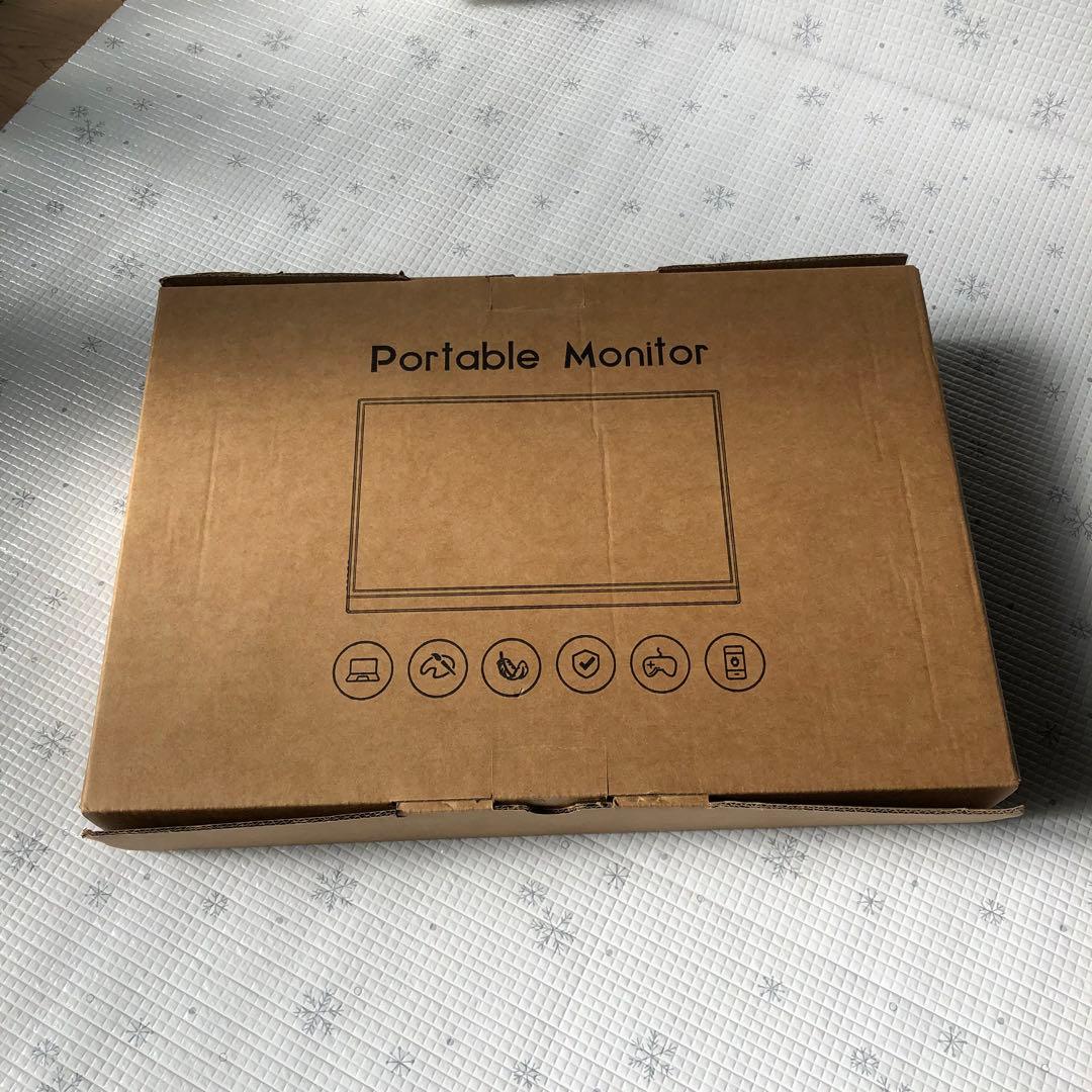 【中古】MAGICRAVEN ポータブルモニター　15.6インチ　スタンド付き