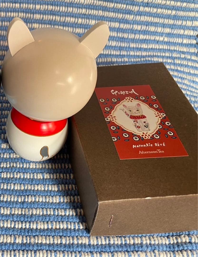 ナタリーレテ×卯三郎こけし×アフタヌーンティー　白猫こけし