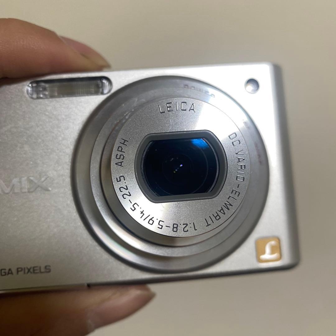 【完動品】Panasonic DMC-FX66 CCD 1410万画素 付属あり