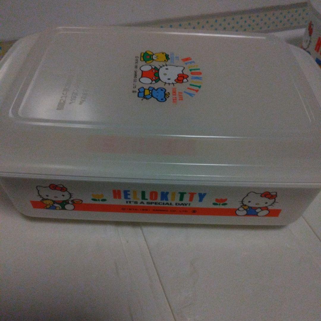 レア　未使用　1991年　レトロ　ハローキティ　カップ　シール容器セット