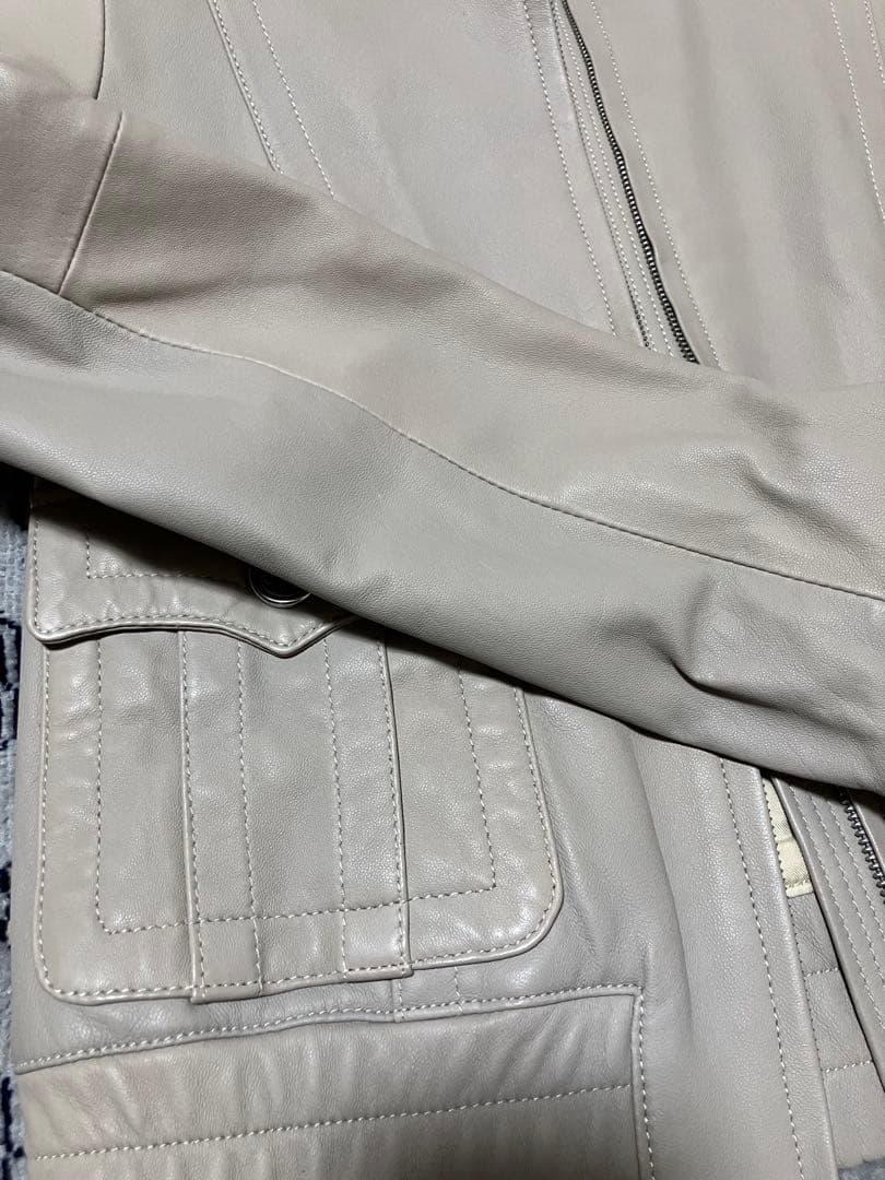 バーバリーロンドン　羊革 ラムレザージャケット グレージュ38