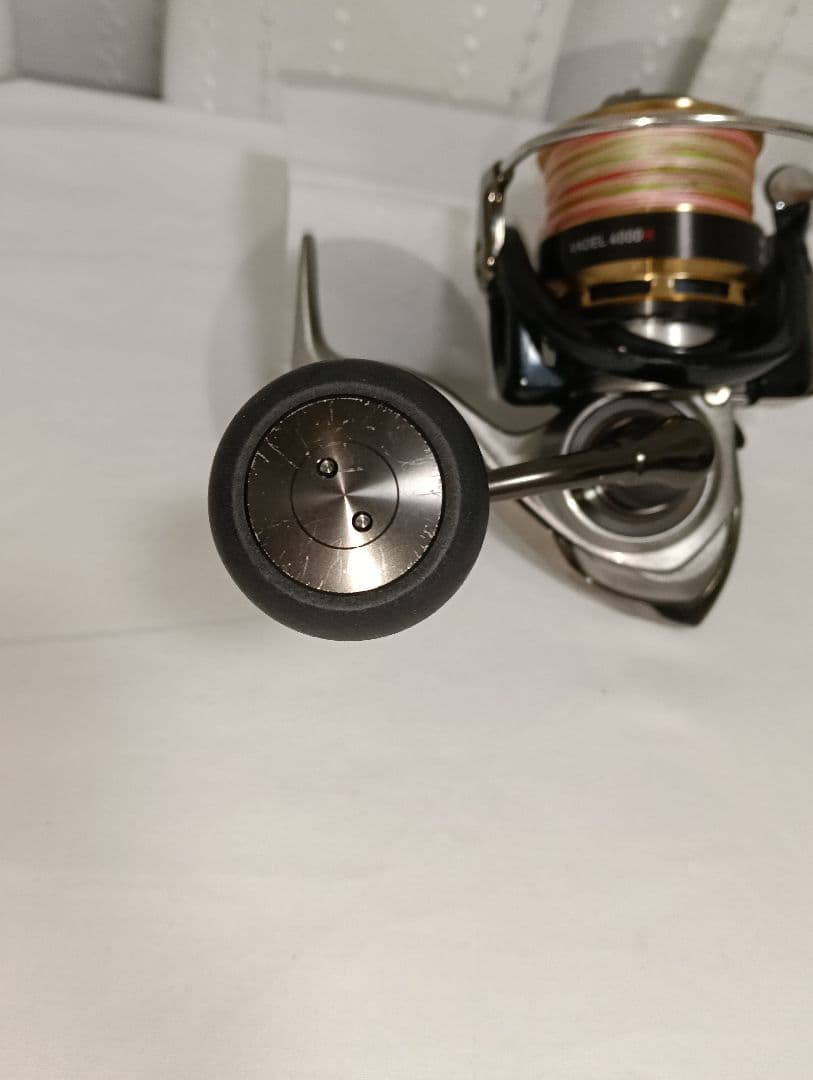 ​【美品】ダイワ 15 ヴァデル 4000H（DAIWA VADEL）