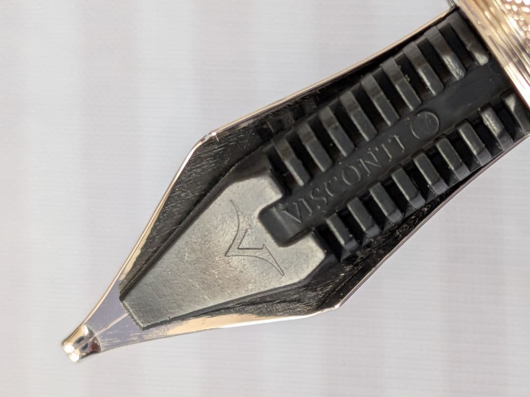 Visconti万年筆ヴァンゴッホVangogh.青赤マーブル模様14K白金