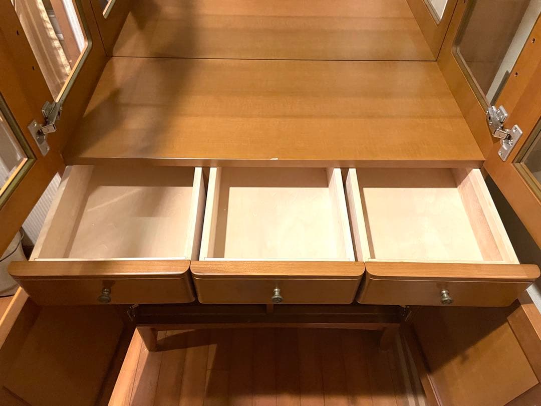 廃番希少冨士ファニチア 照明付き 飾り棚 ショーケース食器棚