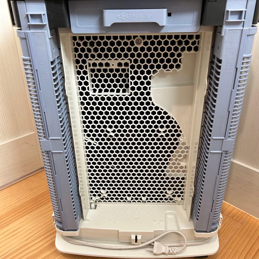 DAIKIN　ダイキン　空気清浄機　MCK70TN-W　2017年製　動作確認