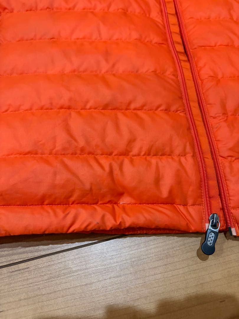 【廃盤色】patagonia ダウンセーター　オレンジ　ドローコード付