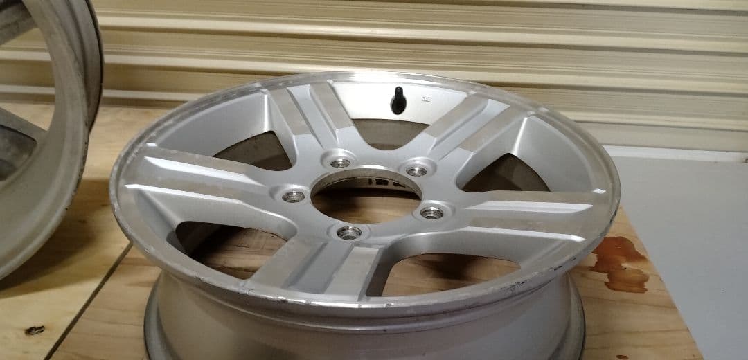 ジムニー　純正アルミホイール　①フロント