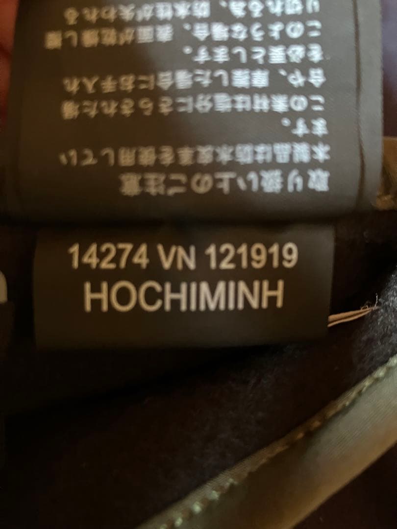 試着のみ　ak burton グローブ　スノーボード　スキー　AC26902