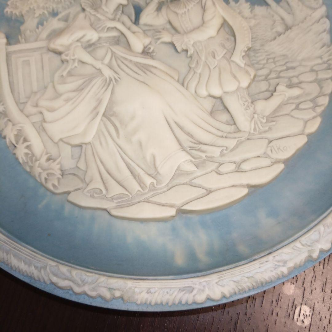 インコレイ ストーン 3D ( 米国 ) カメオ飾り皿　アンティーク