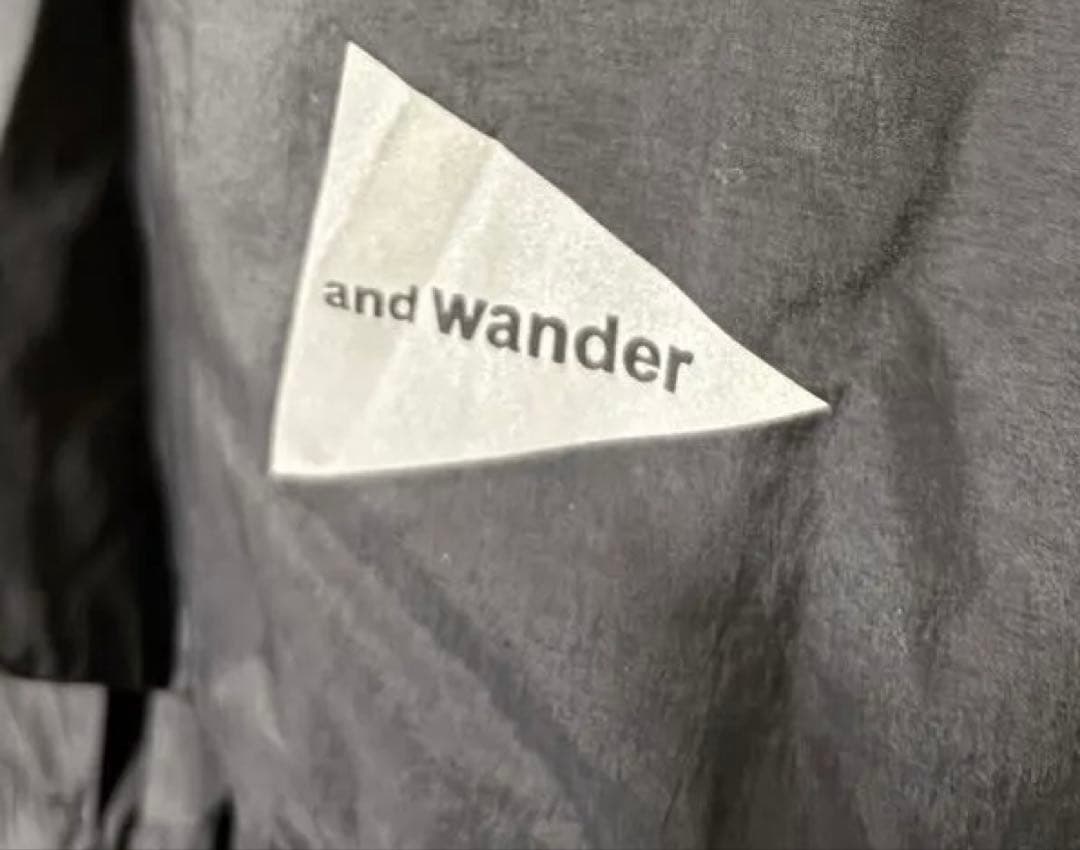 未使用【and wander】 撥水ライトジャケットjacket 2