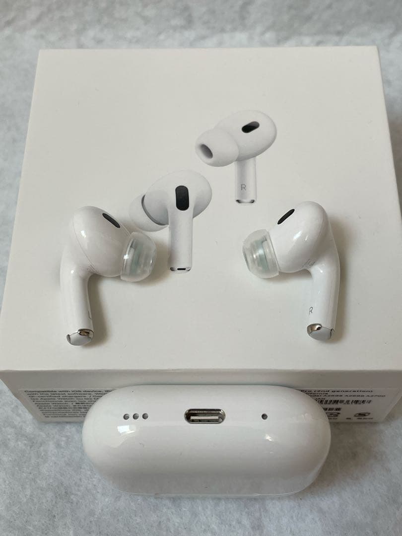 Apple AirPods pro2 カナル型イヤホン