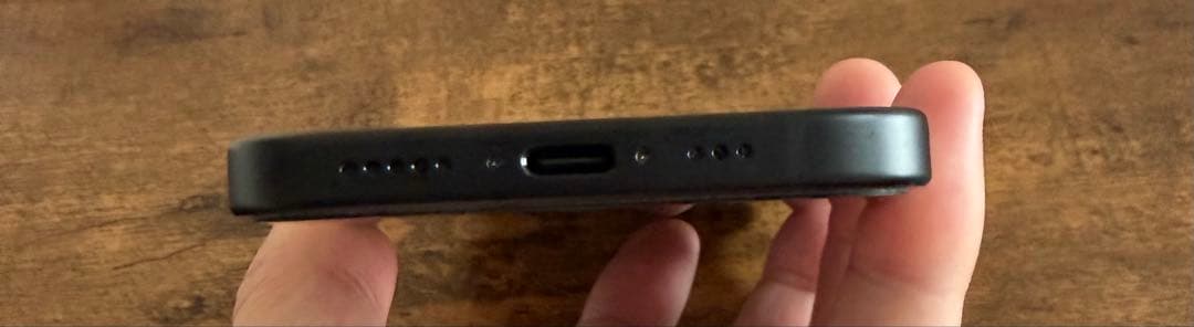 美品　Apple iPhone 15 ブラック 本体　92%