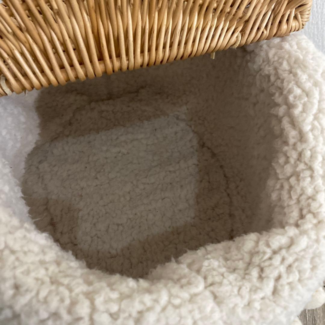 ARBA ROSA かご　ポンポン付きバッグ