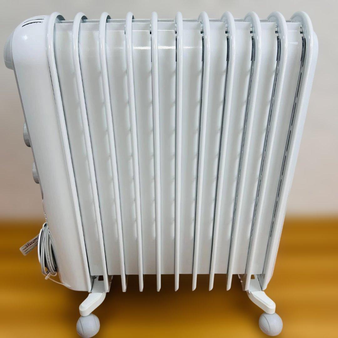 【美品】デロンギ アミカルド オイルヒーター ライトグレー RHJ45M1115