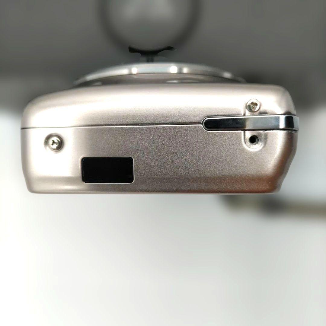 FUJIFILM FinePix F80EXR コンパクトデジカメ シルバー