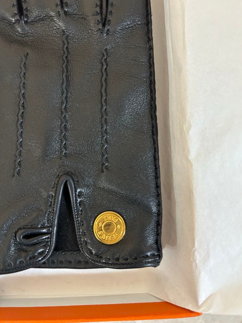 HERMES ブラック レザー手袋 レディース
