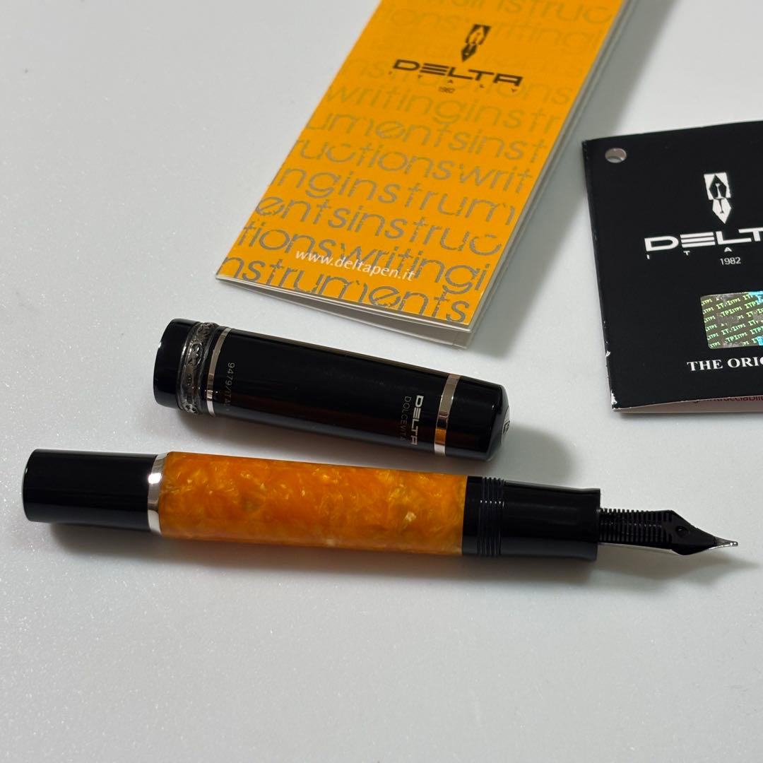 DELTAデルタ　ドルチェビータ　万年筆シルバー925 18K750 M