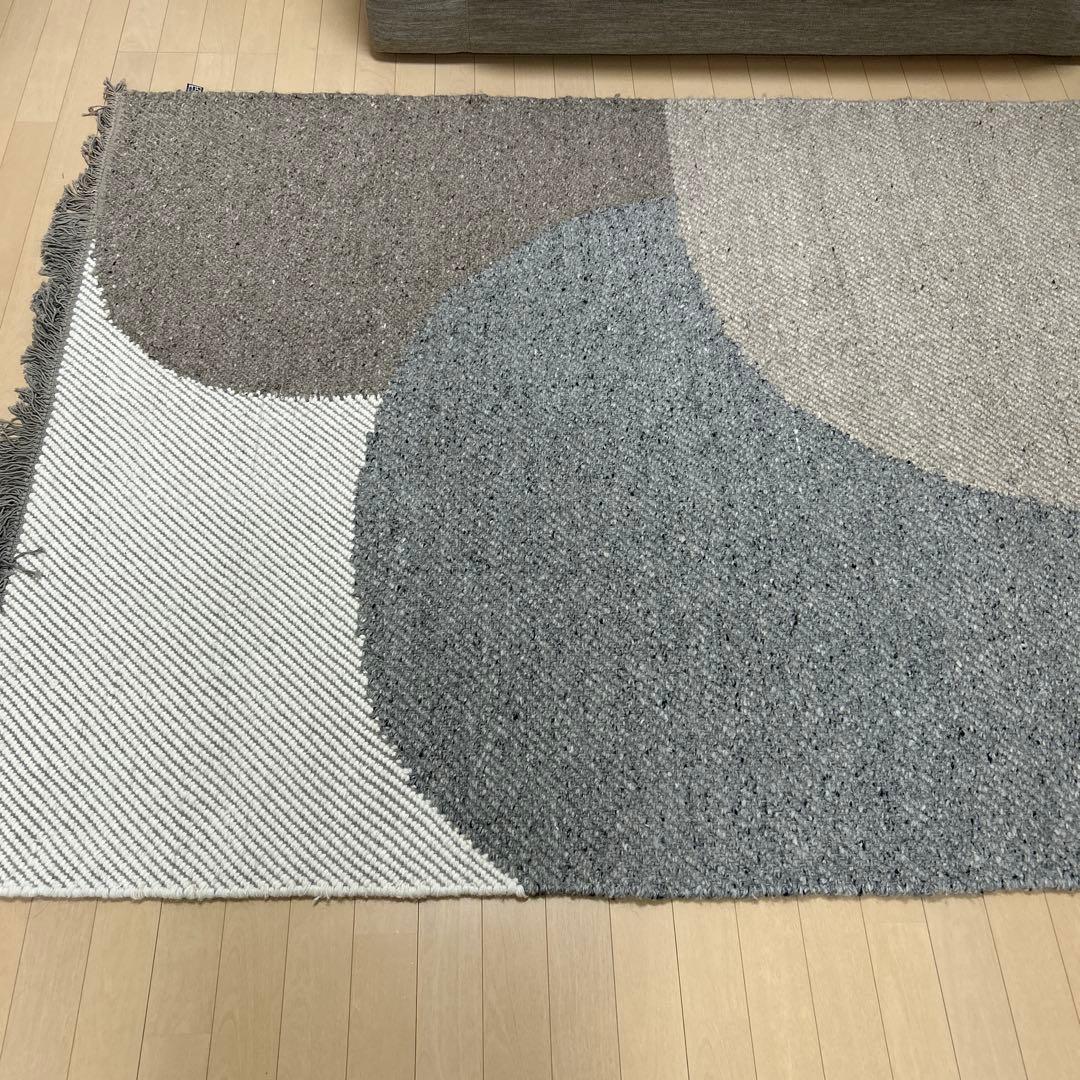 LINIE DESIGN ラグ　約140✖️210 幾何学模様