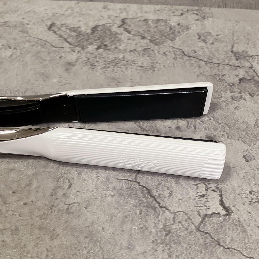 美品 ReFa リファ ストレートヘアアイロン ホワイト RE AC02A