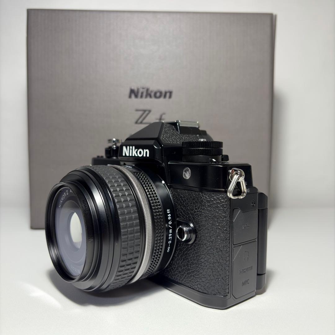 Nikon Zf ＋ NIKKOR Z 40mm f/2 SE レンズキット