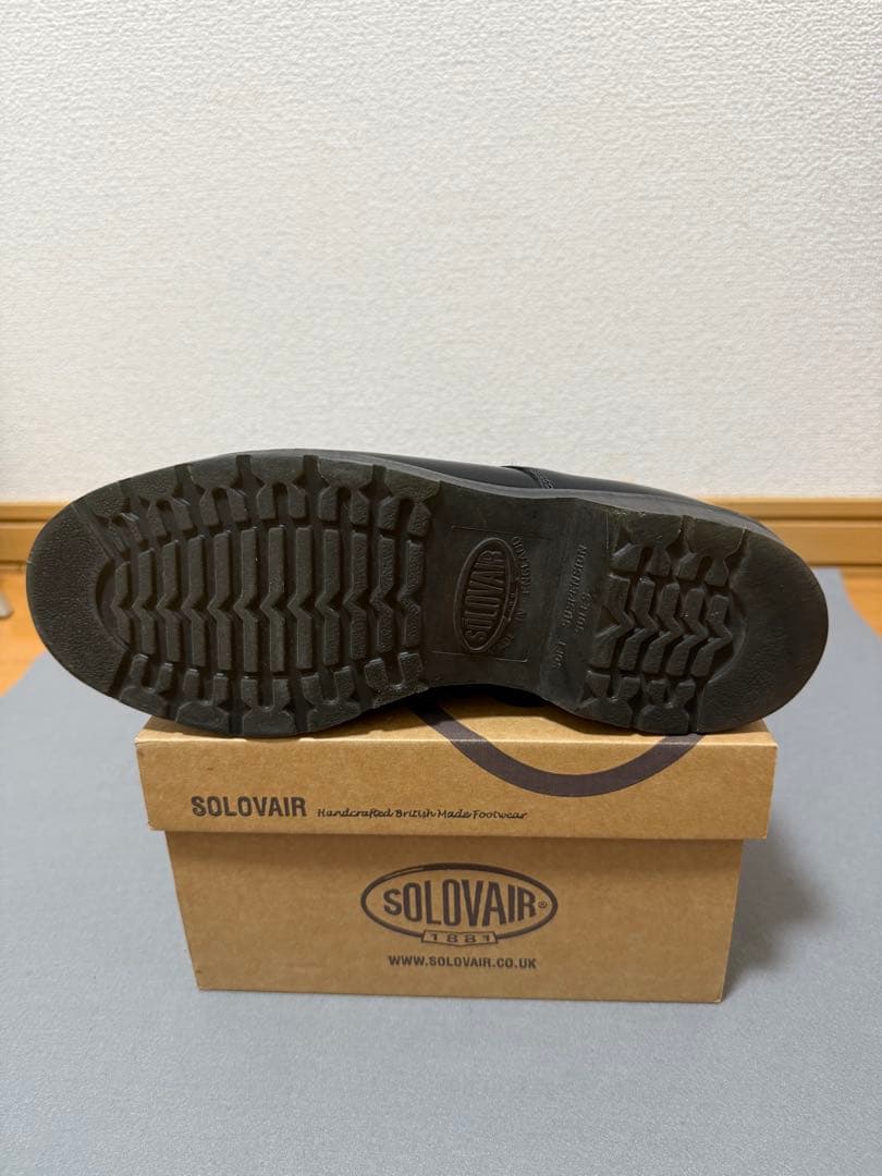 ソロヴェアー　 レースアップシューズ　ドクターマーチン　レースアップシューズ　黒