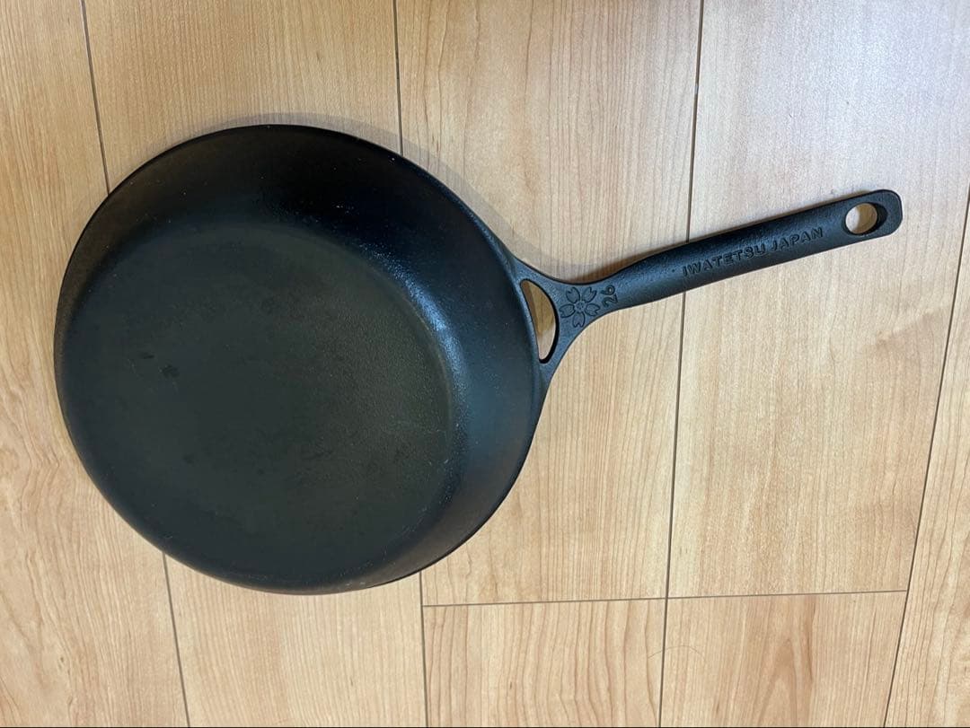 岩鉄　ダグタイルパン26cm 美品