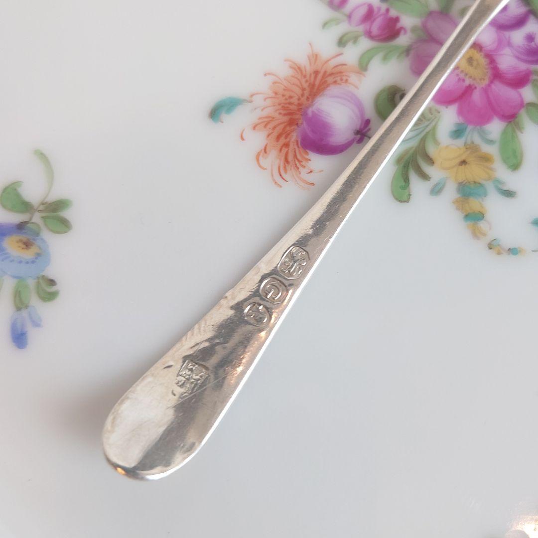 イギリス　純銀製　シルバースプーン エンボス ジャムスプーン　ベリースプーン