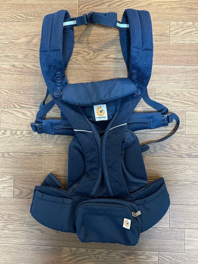 ergobaby OMNI breeze 抱っこ紐 Midnight Blue