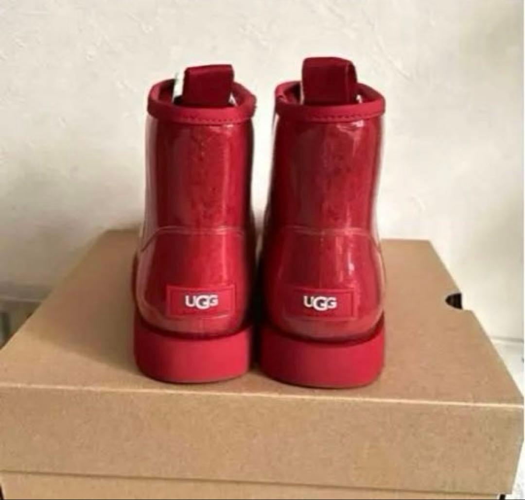 UGG 新品 クラシックミニ　クリア　23㎝　ブーツ　年末SALE開催中‼️