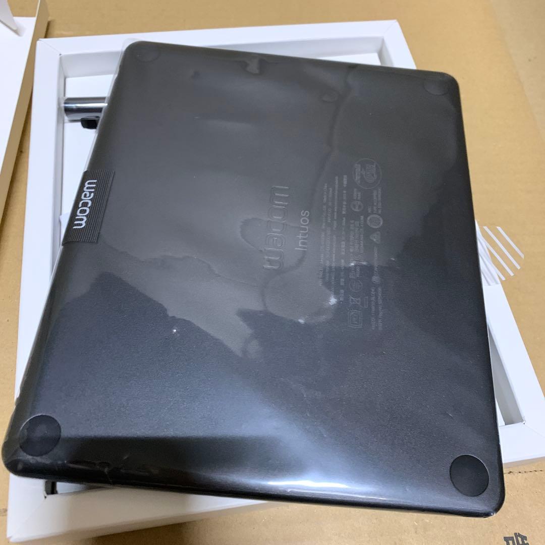 Wacom(ワコム) ペンタブレットIntuos Smallワイヤレス 黒