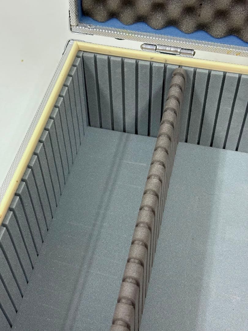 【超貴重】Linhof アルミキャリーケース シルバー