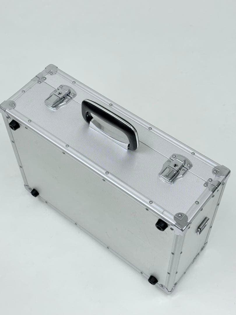 【超貴重】Linhof アルミキャリーケース シルバー