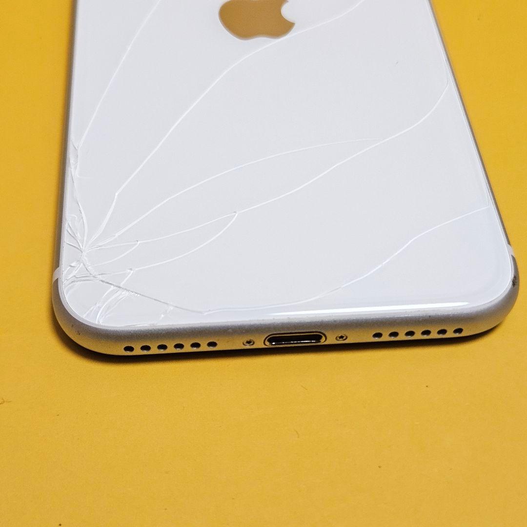 iPhone SE2 64GB｜24時間以内発送#496