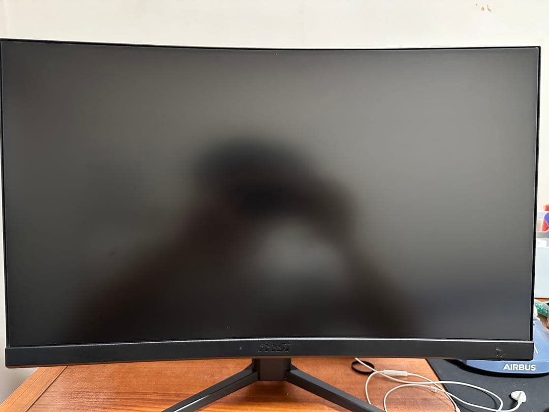 MSI Optix G24C4 湾曲モニター 144Hz フルHD