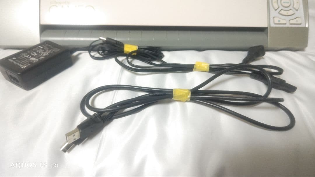 ☆最終値下げ☆　カッティングマシン　シルエットカメオ　ステッカー作成