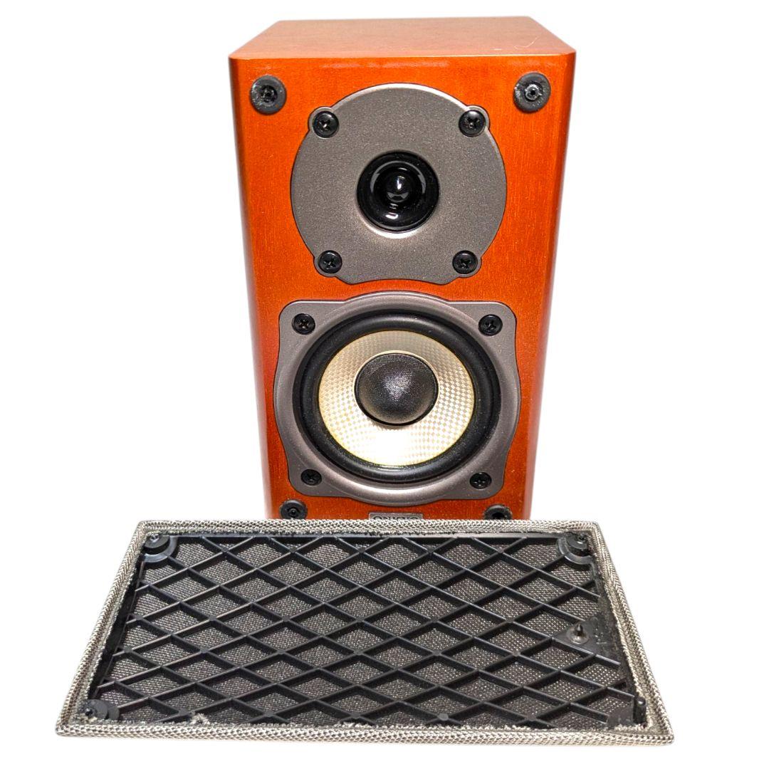 BASE-V20美しい木目デザインと迫力の重低音。お部屋が特別なシアター空間に。